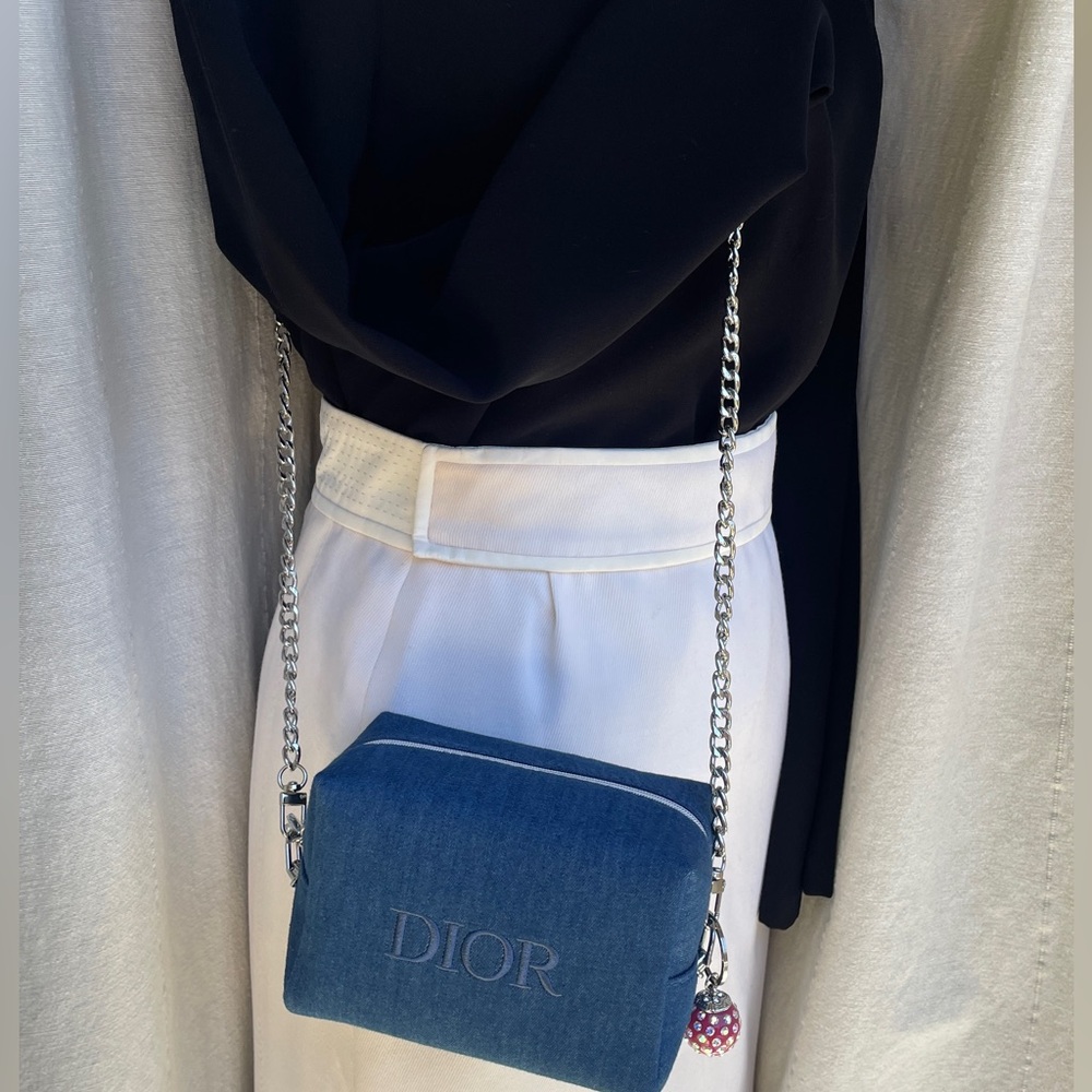 Dior Blue Crossbody Bag with Chain - Picture 5 of 15